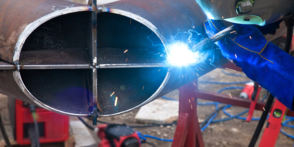 Soldadores · Soldadura Electrodo, Tig, Mig, Mag, Arco Submerso Xerta · Reparación y Mantenimiento de Estructuras y Equipos